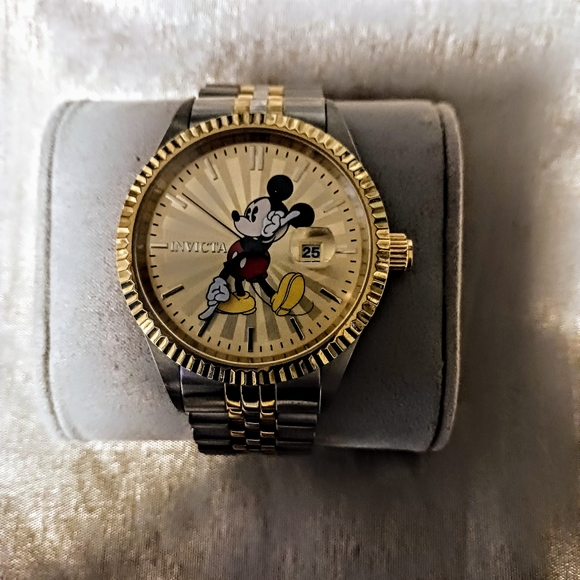 VINTAGE INVICTIA LIMITED EDITION MENS MICKEY MOUSE GOLD WATCH QUARTZ MOVEMENT. - Picture 2 of 16